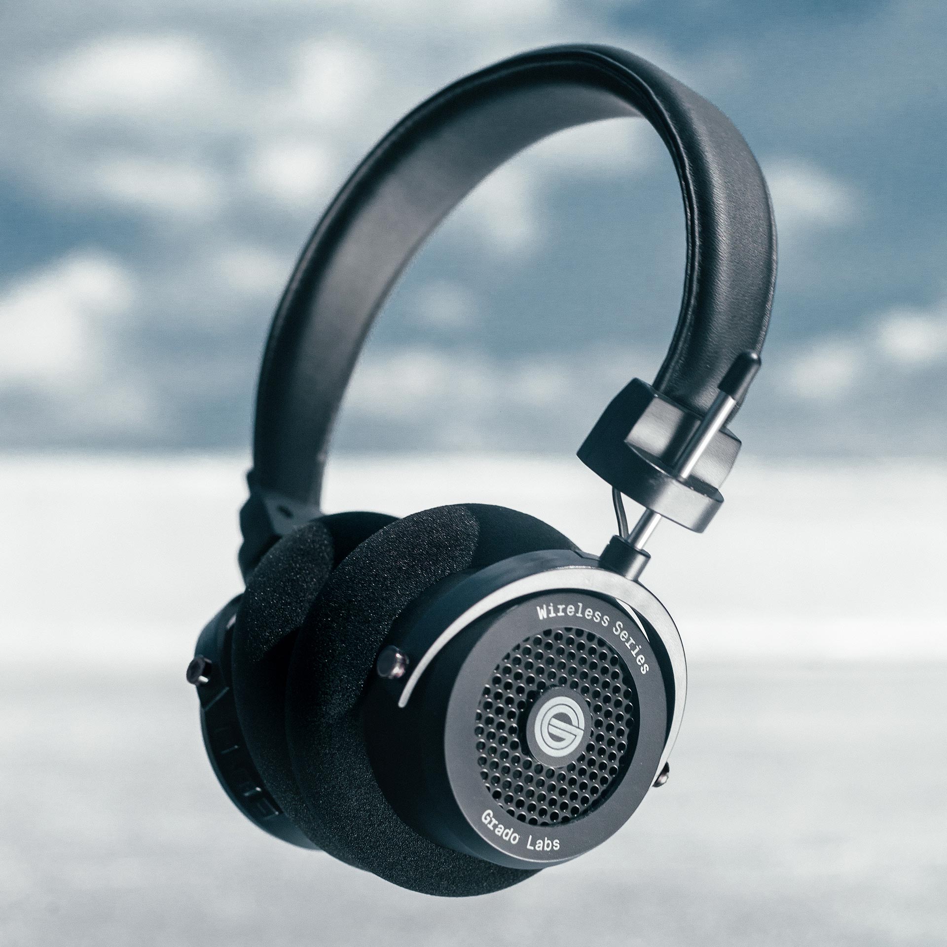how to connect bluetooth earbuds to xbox one