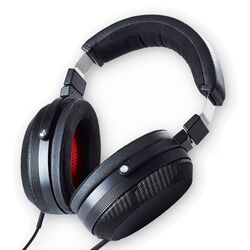 Solitaire P-SE Planar Magnetostatic Open-Back, Over-Ear Headphones | T+A