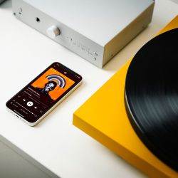 Uni Box S3 Streaming Integrated Amplifier | Pro-Ject Audio Systems