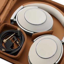 Solitaire T Closed-Back Wireless Audiophile Headphones (Cognac White) | T+A