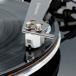 DG-X Dynamic Groove Record Player | Vertere Acoustics