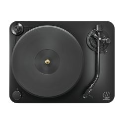 AT-LP7X Fully Manual Belt-Drive Turntable, with Phono Stage Preamplifier | Audio-Technica
