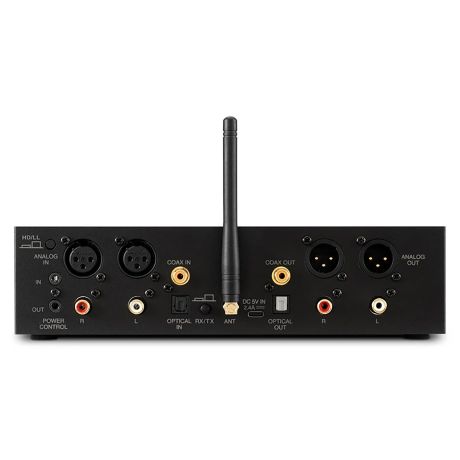 MB25 Bluetooth Transceiver | McIntosh Labs