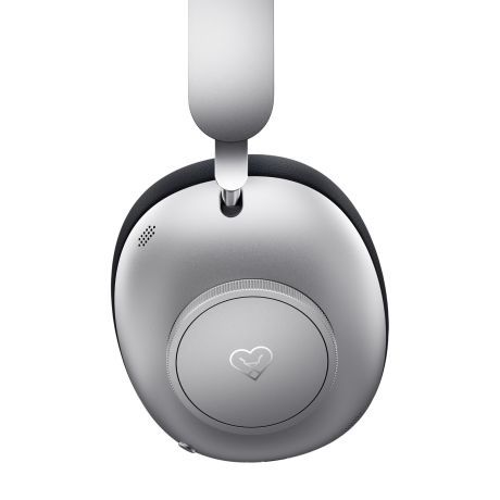 Leo Over-Ear, Closed-Back Wireless Noise-Cancelling Bluetooth Headphones (Midnight Blue) | Loewe
