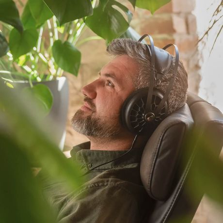 105 AER Premium Open-Back, Over-Ear Audiophile Dynamic Headphones | Meze Audio