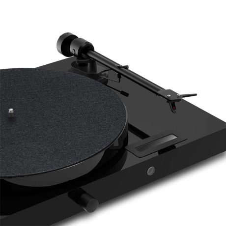 Juke Box E1 Audiophile All-In-One Turntable System (Black) | Pro-Ject Audio Systems Juke Box E1 Audiophile All-In-One Turntable System (Black) | Pro-Ject Audio Systems